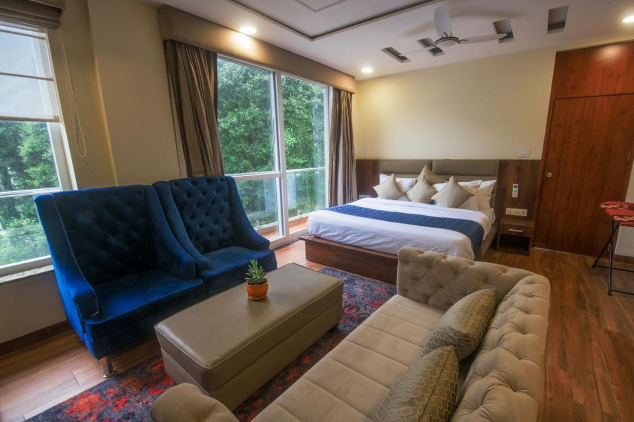Shivaay Morex- A Vegetarian Hotel Dharamshala Extérieur photo