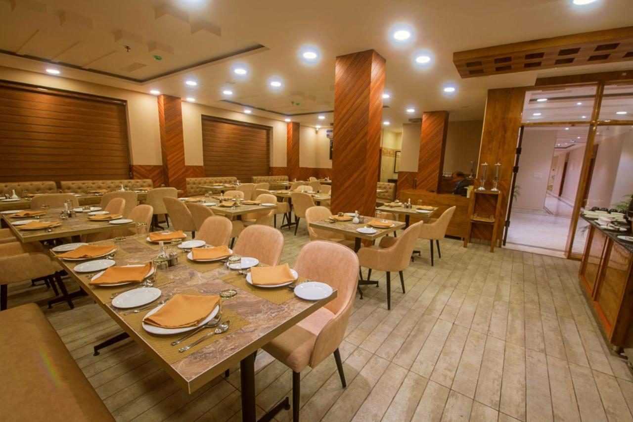 Shivaay Morex- A Vegetarian Hotel Dharamshala Extérieur photo